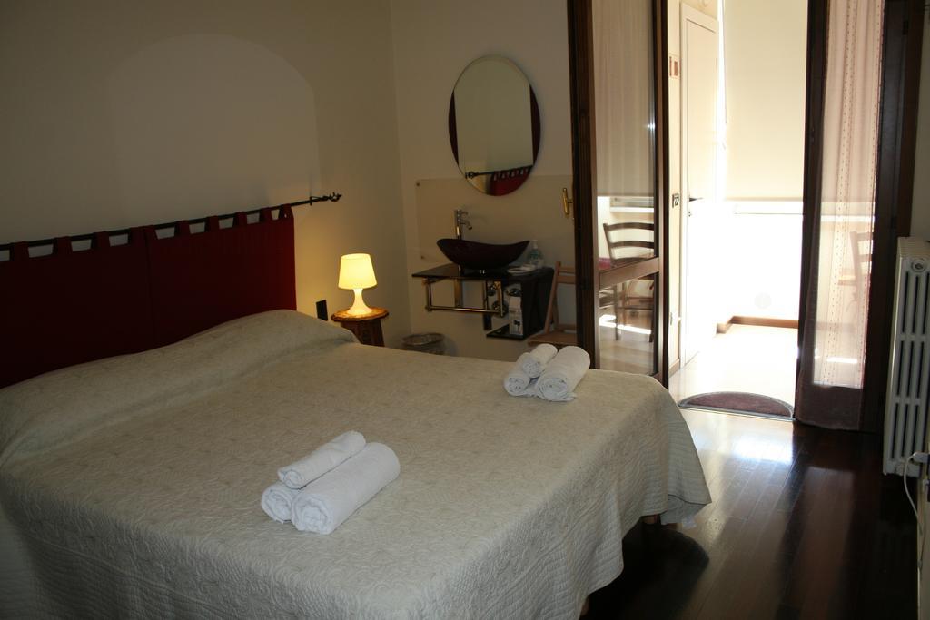 La Boheme Bed & Breakfast Verona Room photo